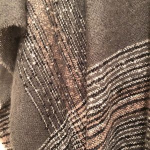 NWOT GRAY Wrap/Shawl/Shrug